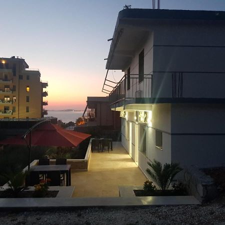 Sole Inn Vlorë Екстериор снимка