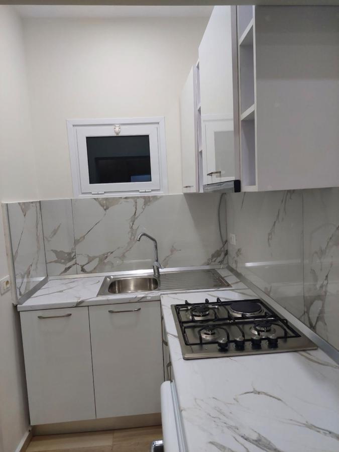 Sole Inn Vlorë Екстериор снимка